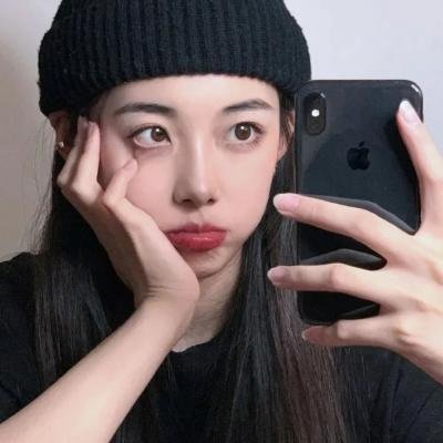 穿成绝嗣帝王唯一幼崽!被团宠了